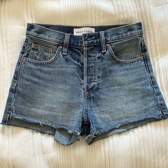 Aritzia Denim Forum Yoko Shorts - Picture 1 of 4
